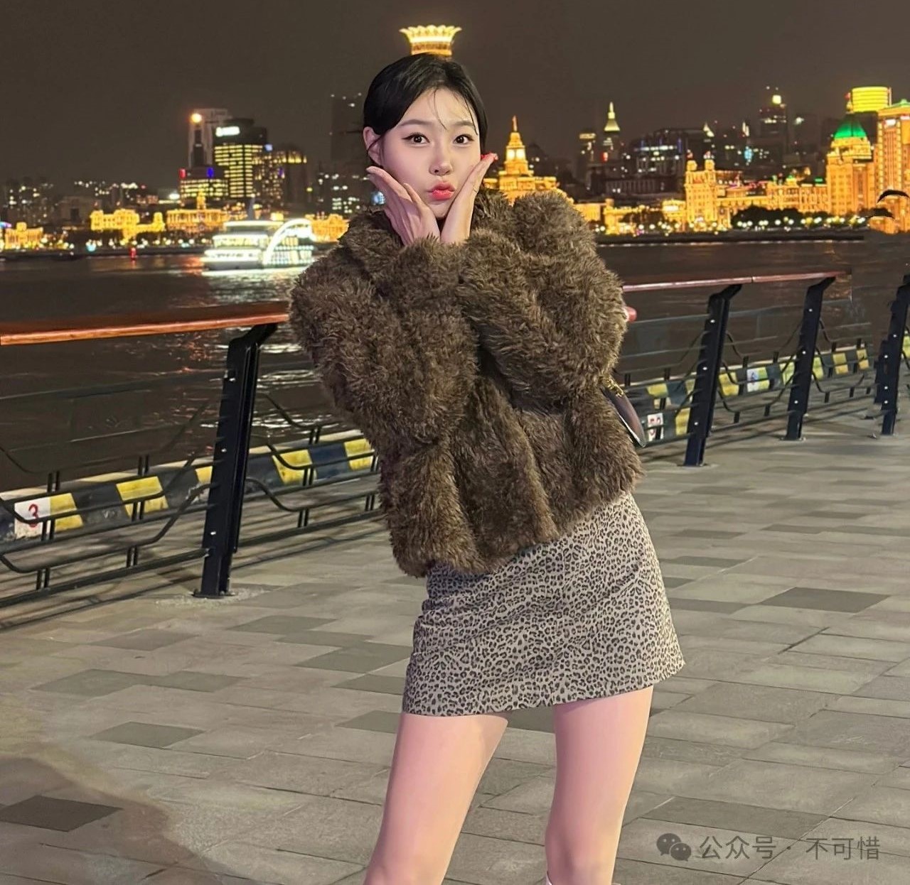 韩国啦啦队 龙京雅 简介 韩国啦啦队 龙京雅 简介