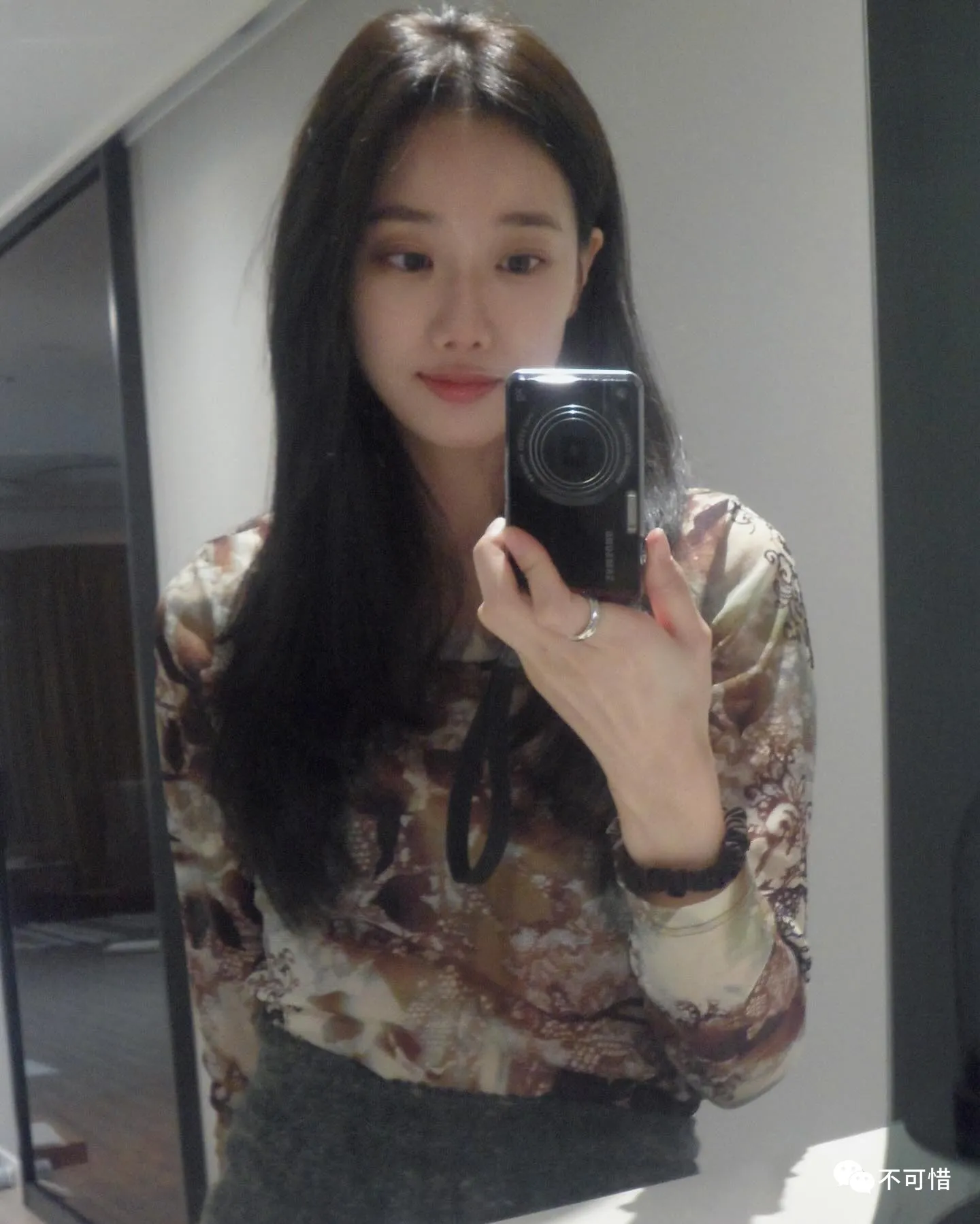 李娜恩 简介 李娜恩 简介