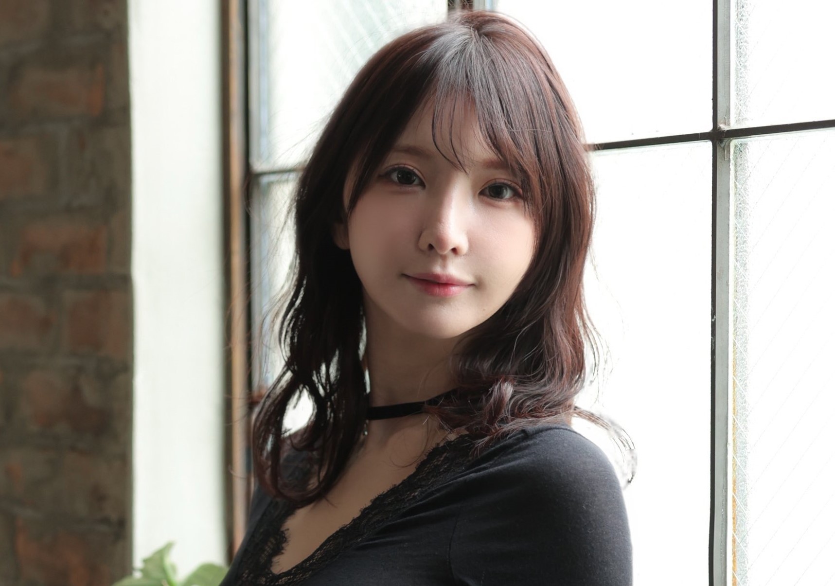 新妻ゆうか 简介